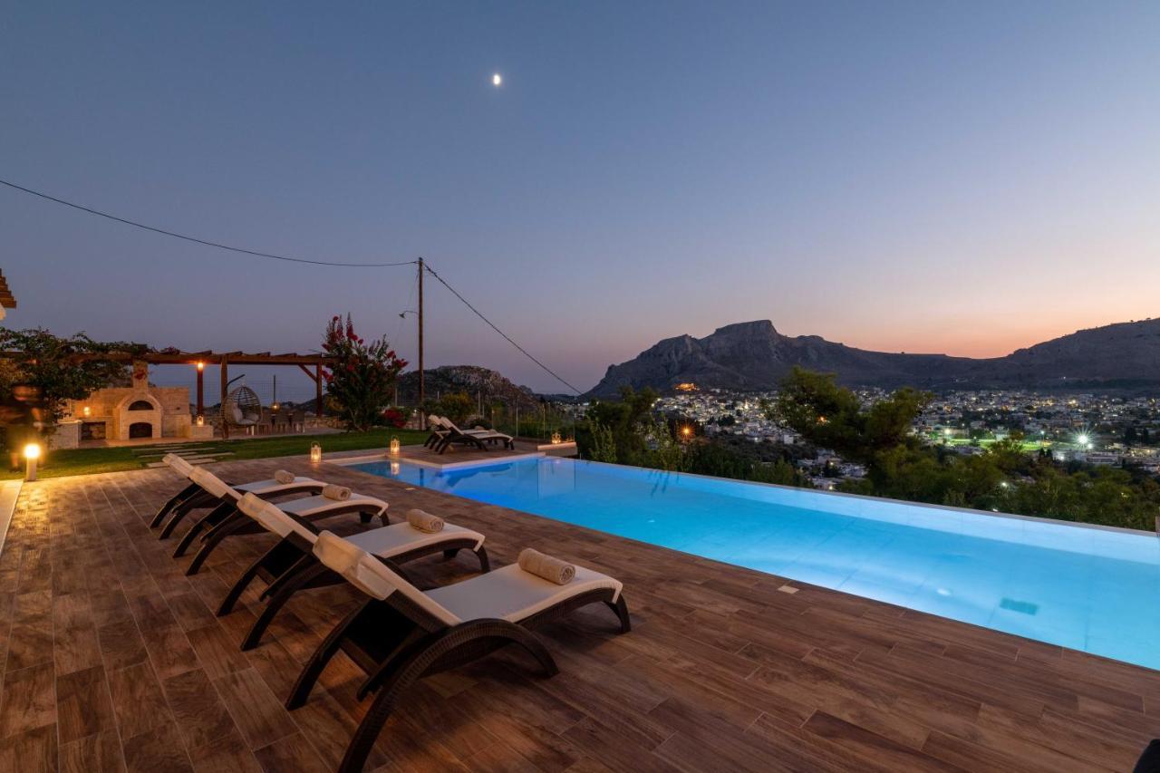 Villa Kamos Archangelos  Eksteriør billede