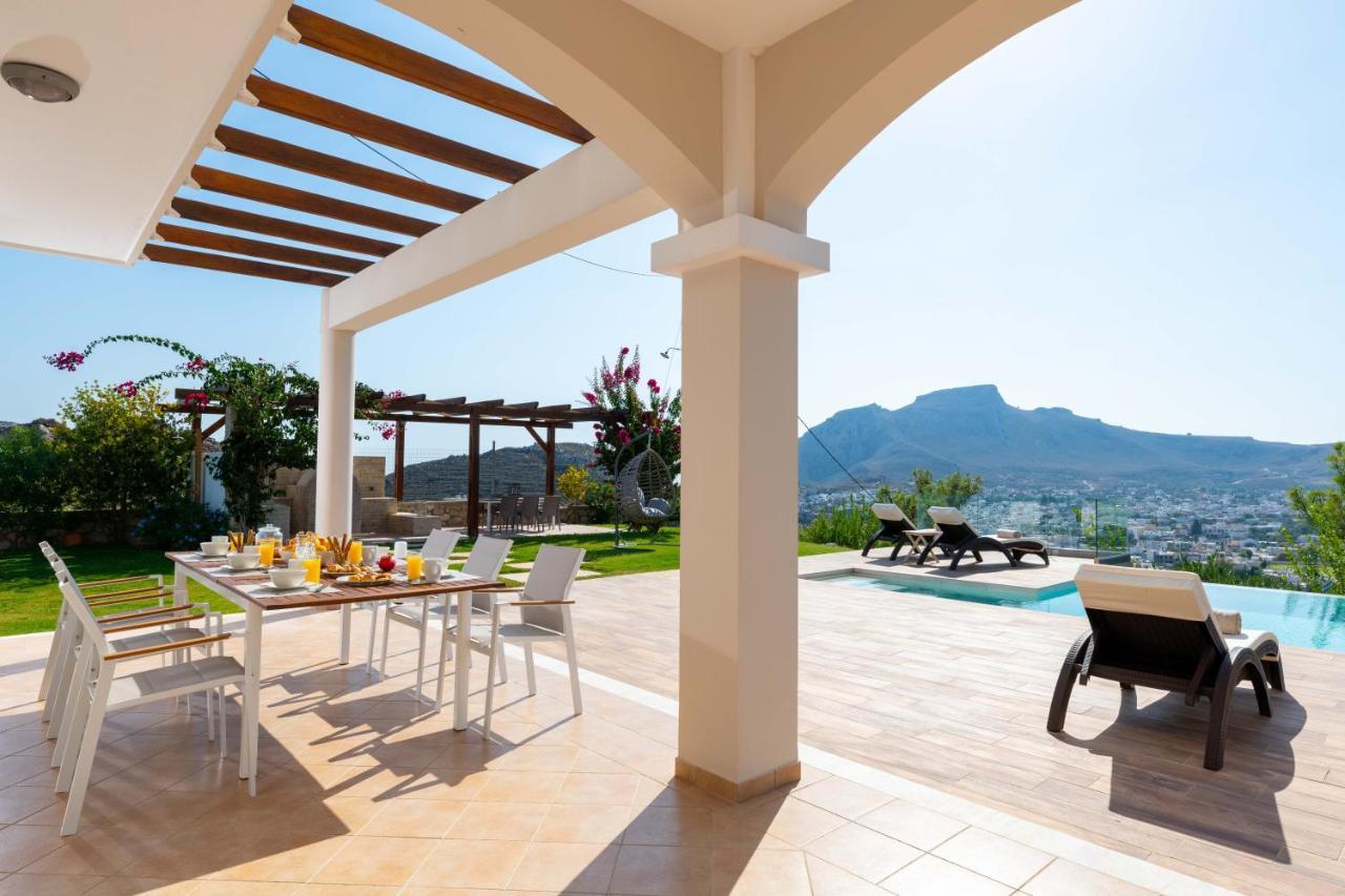 Villa Kamos Archangelos  Eksteriør billede